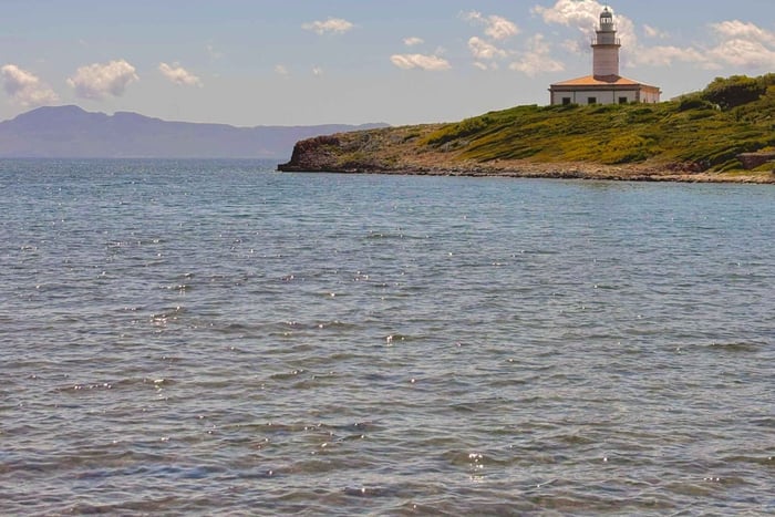 Alcúdia Bay: A guided tour of its historic maritime monuments