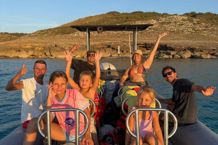 Ca'n Picafort: avventura in motoscafo con grotte e snorkeling