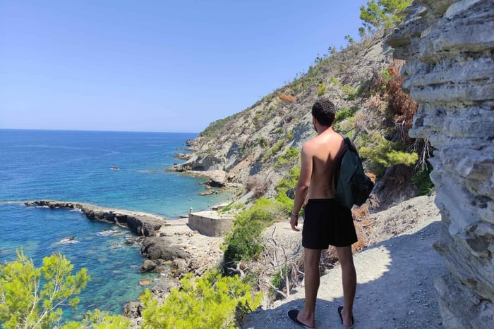 Hidden Coves, Hiking & Snorkeling Adventure in Mallorca