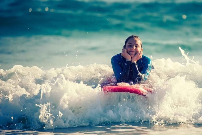 Lær å surfe på Mallorca! Surfekurs i Middelhavet