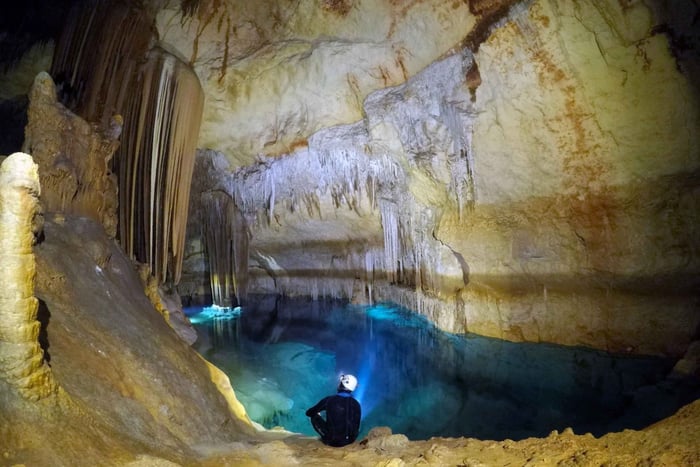 Mallorca: Cova des Coloms Sea Cave Excursion by Boat