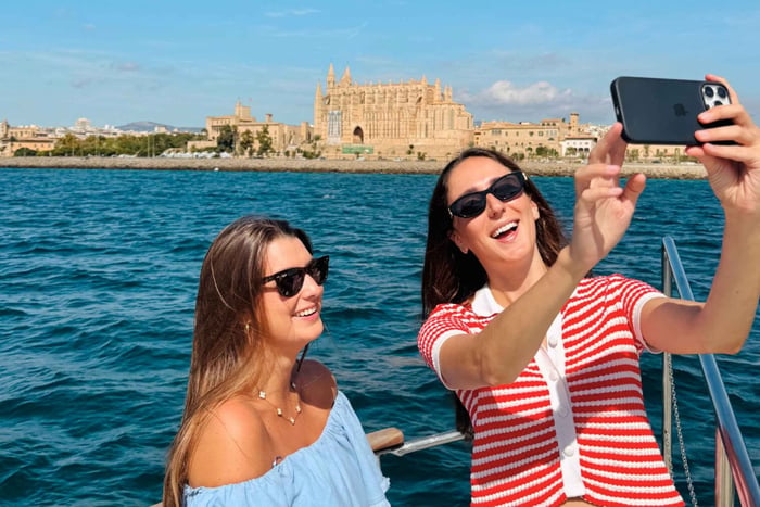 Mallorca: Palma City Cruise with Iconic Sights