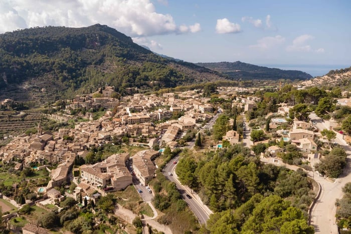 Maiorca: aldeias, Valldemossa e almoço local