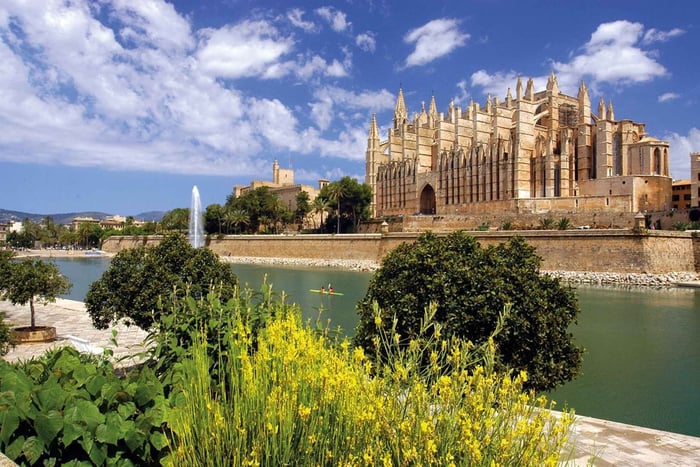 Palma de City Walking Tour with The Cathedral