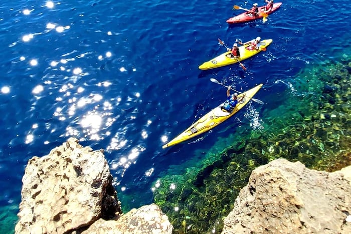 Gozo: Comino en Blue Lagoon kajak avontuur met gids