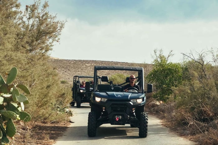 Gozo: Anpassbare private geführte Jeeptour mit Mittagessen