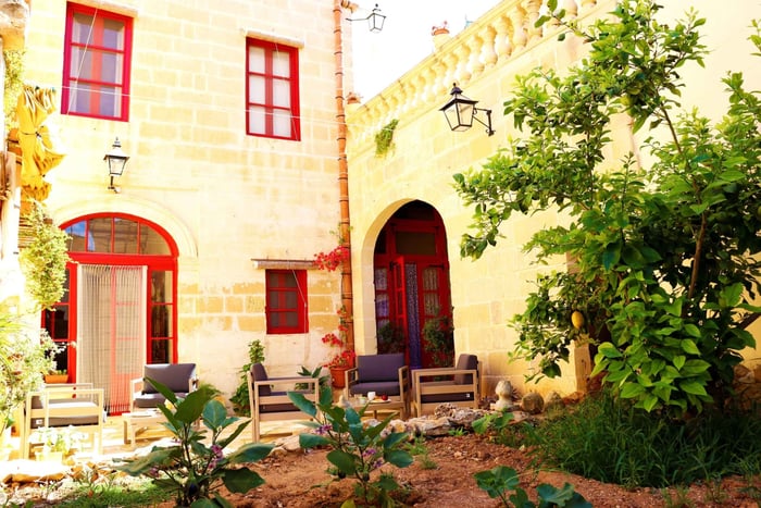 Gozo: Traditionelles und lokales Frühstück in einem historischen Gebäude