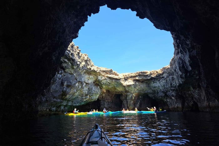Aventura de Caiaque no Mar com Guias Certificados