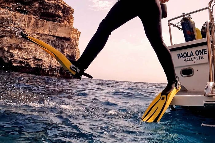 Malta: Entdecken Sie das Tauchen in kristallklarem Wasser