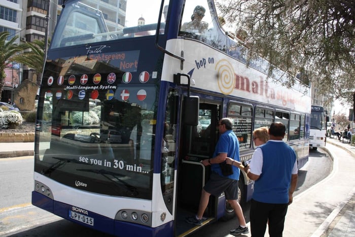Malta: Hop-On/Hop-Off-Bustour Die Hop-On/Hop-Off-Bustour