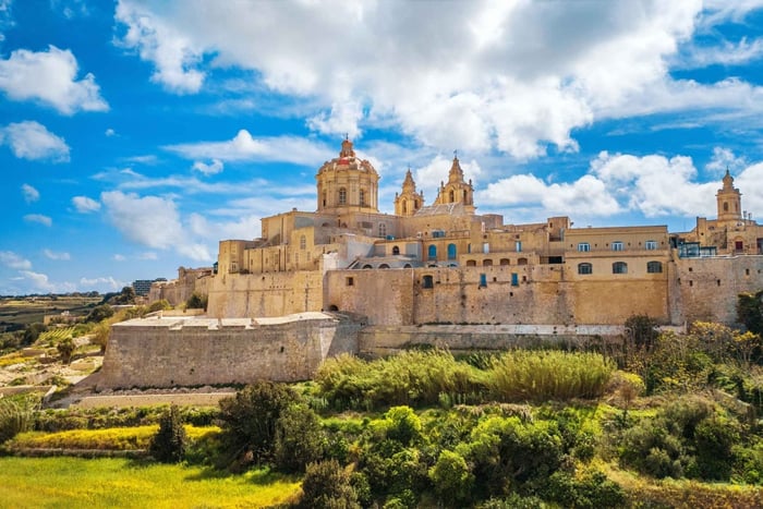 Mdina al Atardecer: Tour en grupo reducido por la ciudad antigua
