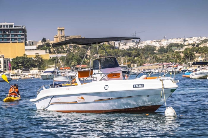 St Julian's: Privat båtcharter med kaptein
