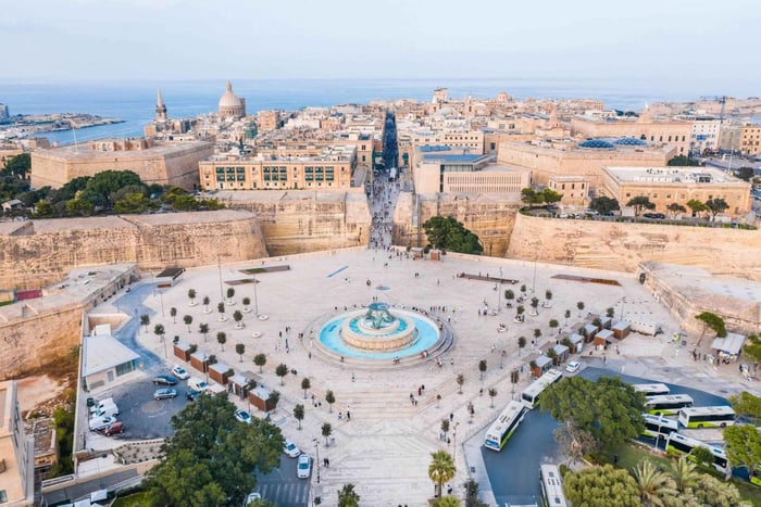 Valletta: Wieczorna wycieczka piesza z lokalnym przewodnikiem