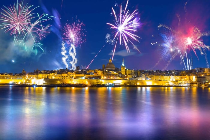Kryssning Kryssning Valletta, Sliema, Bugibba Fyrverkerifestival