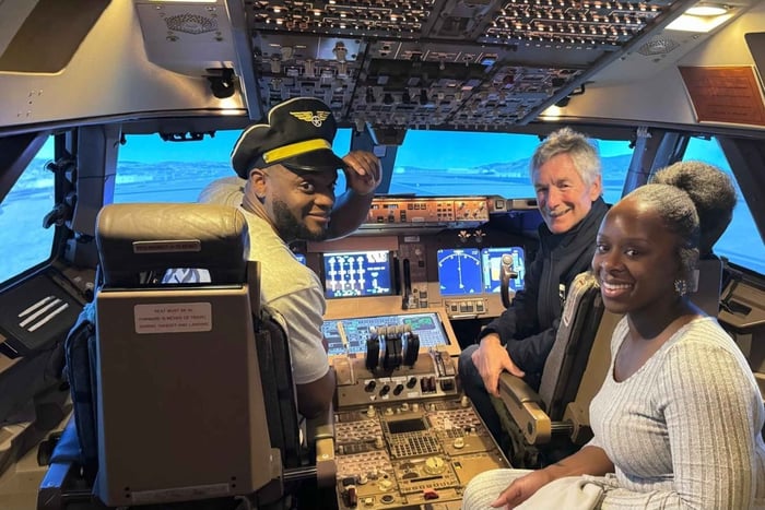 Boeing 747 Fully Immersive Simulator Flight