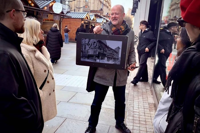 The Real Manchester from a Real Mancunian | a walking tour
