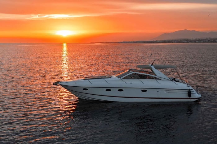 Exclusive Private Yacht Tour with On-board Lunch