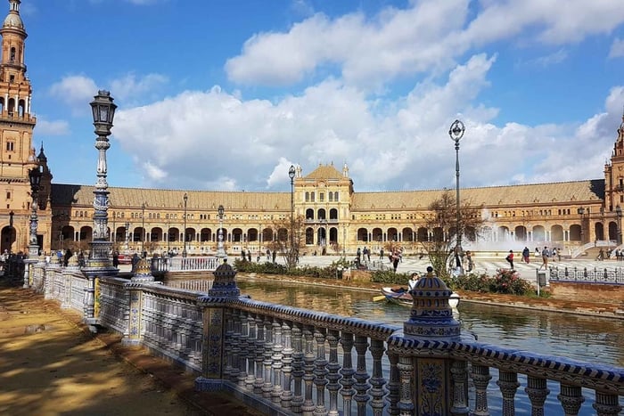 From Malaga: Seville Day Trip with Real Alcázar Tickets