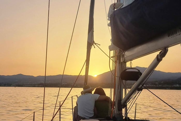 Marbella: sunset sailboat trip Drinks-Snacks,2 hour