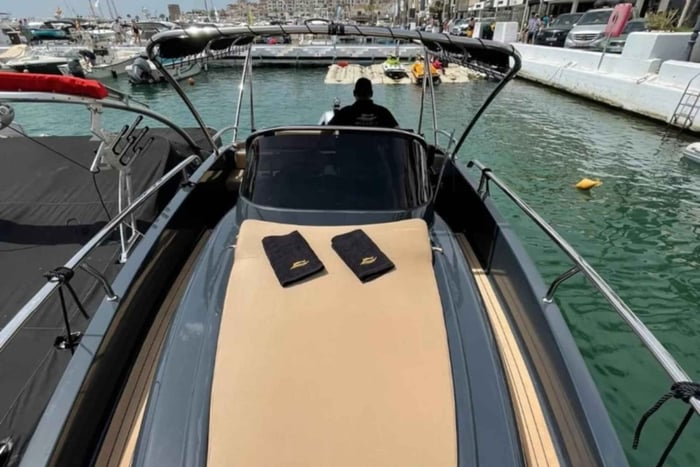 Puerto Banus: Boat Charter Moonday Yacht