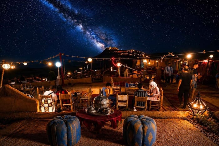 Agafay Desert sunset Dinner Stargazing & show