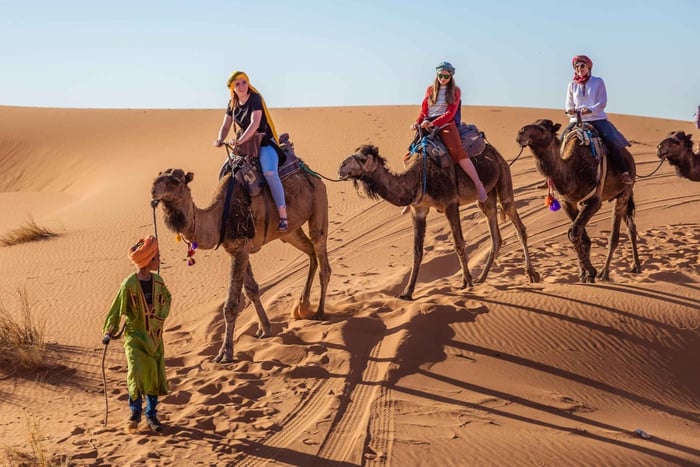 Au départ de Fès : Circuit de 2 jours dans le désert vers Marrakech via Merzouga
