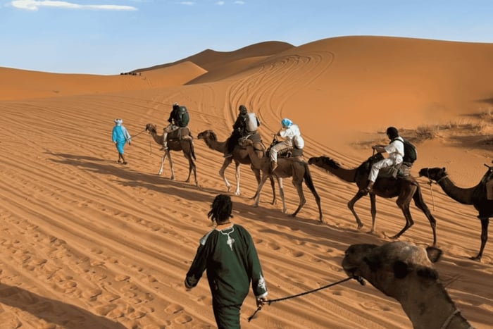 Desde Marrakech: excursión de 3 días al desierto de Merzouga y paseo en camello.