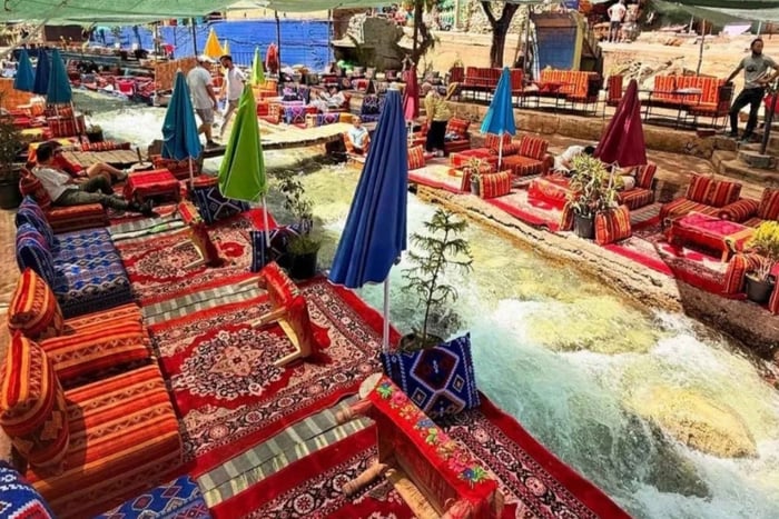 Marrakech : déjeuner dans la vallée de l'Ourika et randonnée guidée jusqu'aux cascades