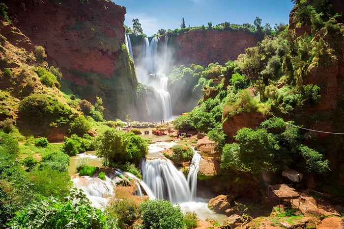 Marrakesch: Ausflug zu den Ouzoud-Wasserfällen mit Wanderung und Bootsoption