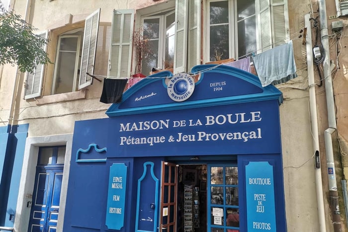 Marseille: Guided Pétanque Game with Local Aperitif
