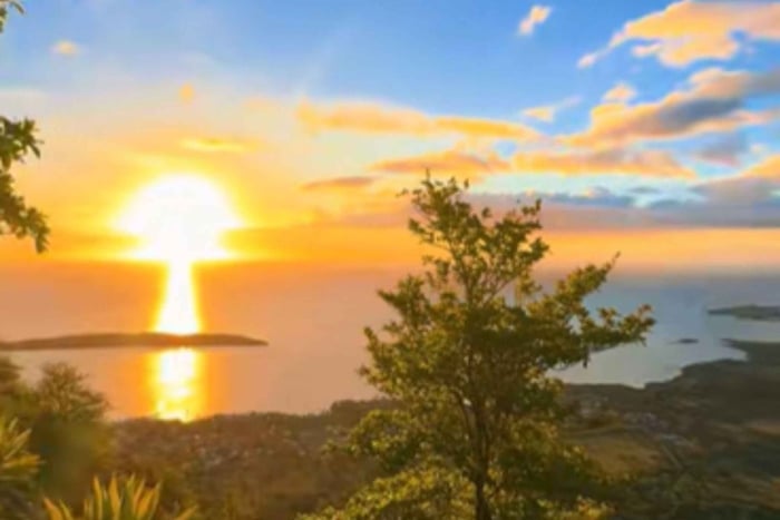 Chamarel Piton Canot Guided Sunset Hike