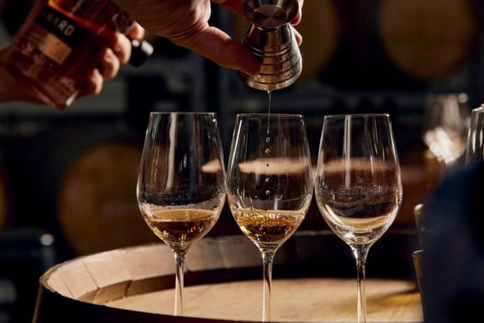 Destylarnia Starward i degustacja whisky