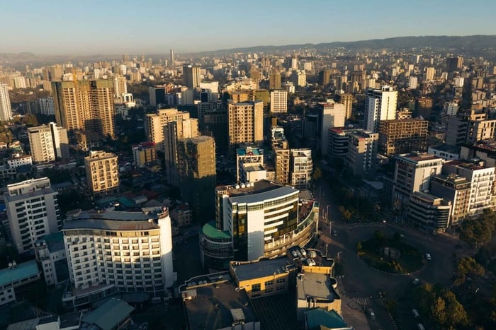Addis Ababa: Riverside Oasis Guided Green Corridor Walk
