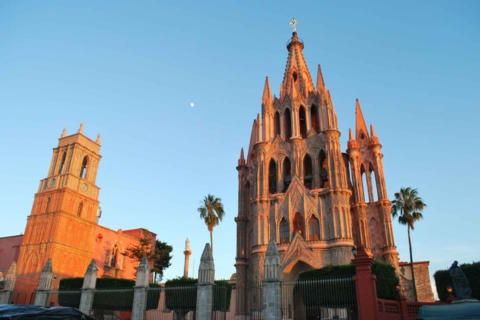 From Mexico City: Colonial San Miguel de Allende Day Tour