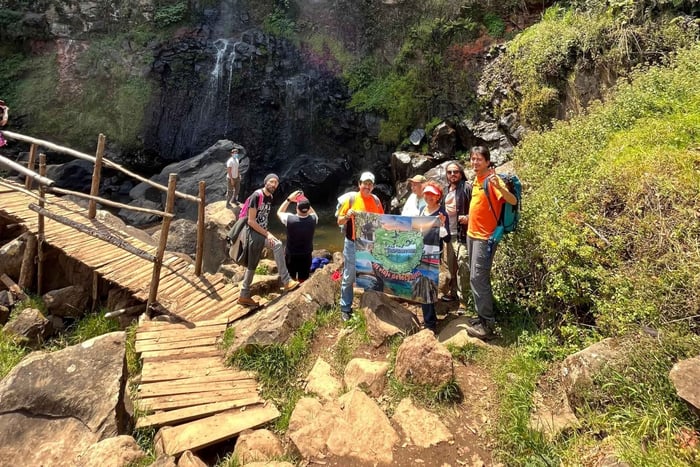 From Mexico City: Tour to 10 waterfalls in Hidalgo