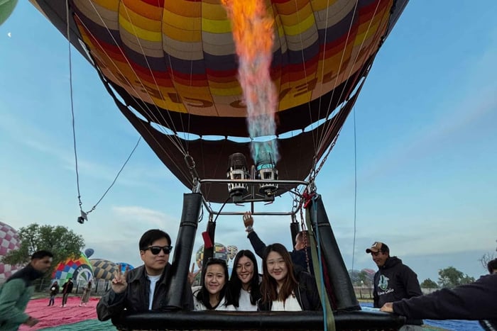 Hot Air Balloon Flight over Teotihuacan from Mexico City