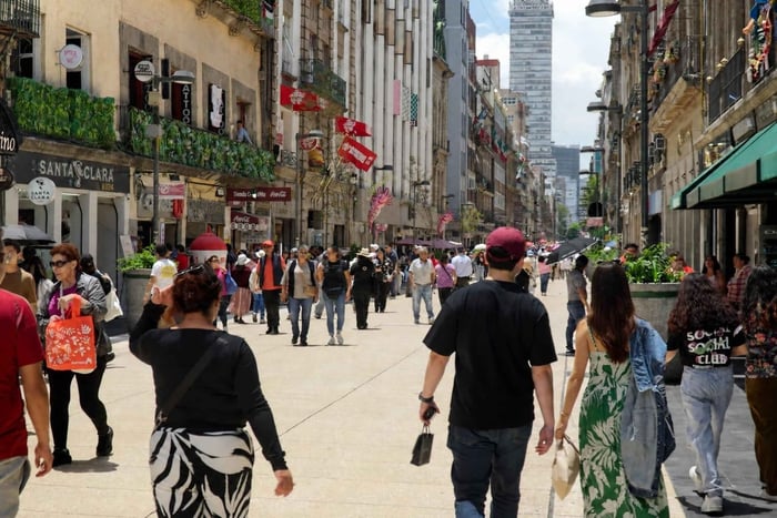 Mexico City: 3 Layers of Historic Center Guided Walking Tour