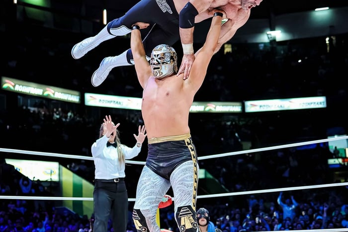 Città del Messico: incontro di Lucha Libre CMLL all'Arena México