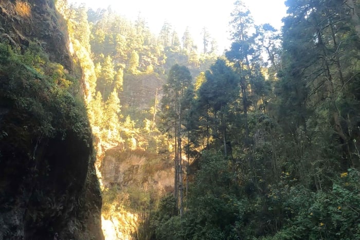 Mexico City: Nexpayantla Canyon Private Volcano Hiking Tour