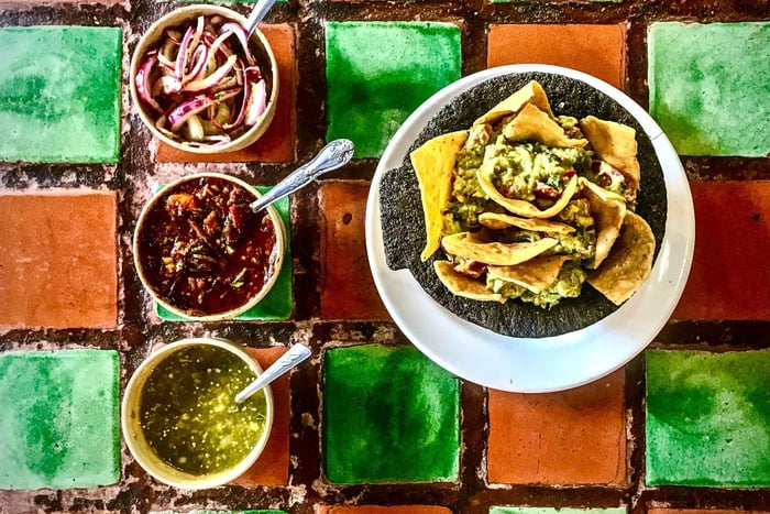 Mexico City: Old Town Food Tour of 7 Tastings & Secret Dish