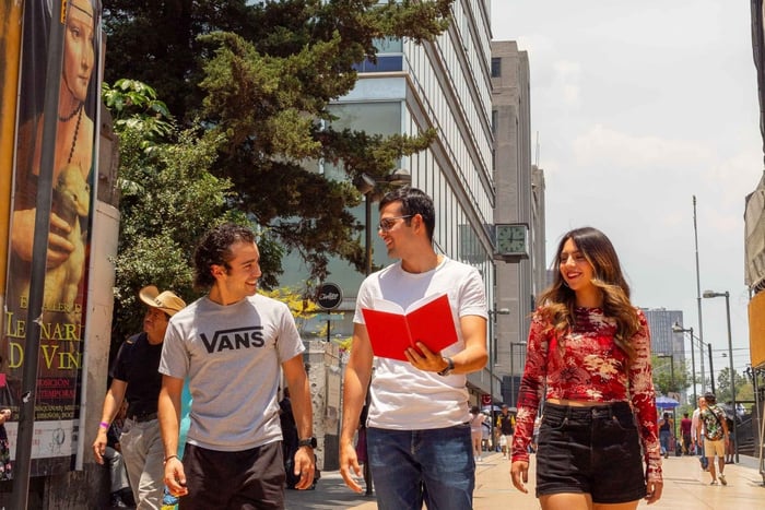 Poetry tour Mexico City