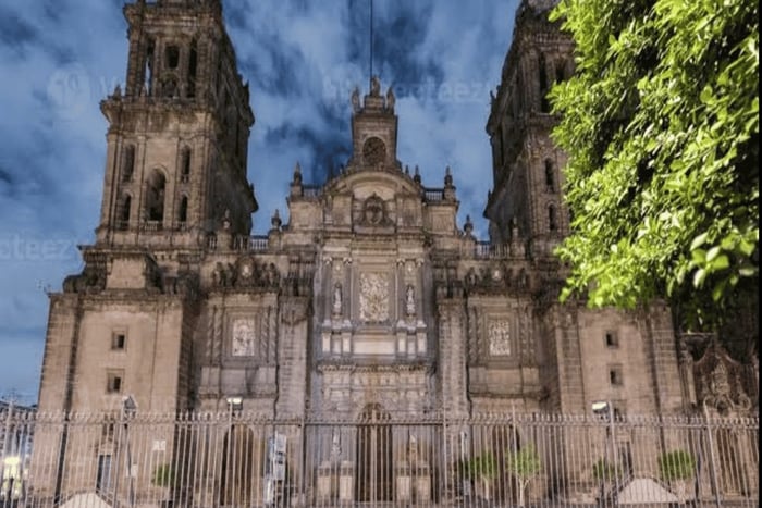 Private tour of Mexico City's historic center