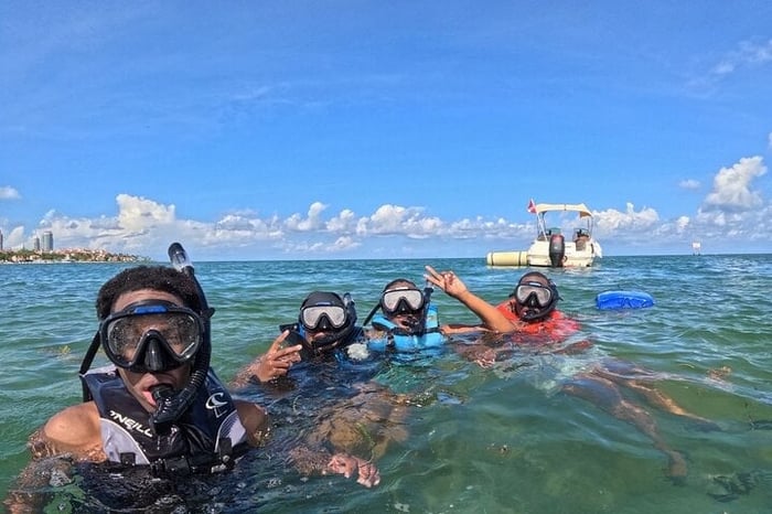 3-Hour Snorkeling Experience on SeaRay Sundeck 26' up to 8 guests