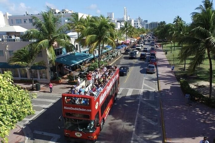 City Half Day Tour of Miami by Bus with Sightseeing Cruise