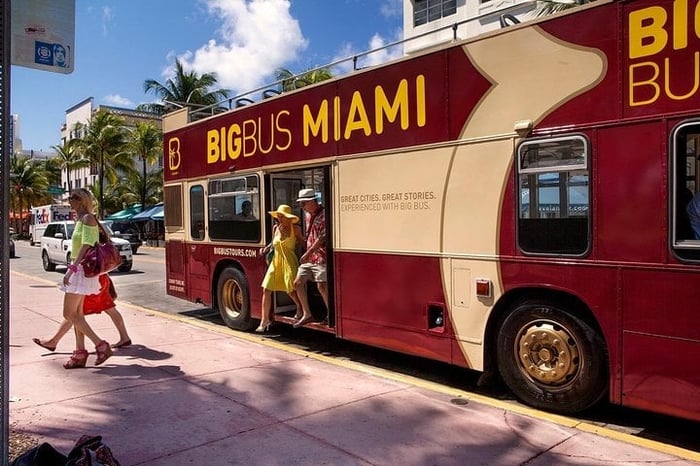 Hop-on Hop-off Sightseeing Tour with Cruise Option