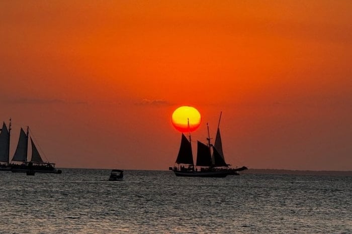 Private Key West Day Trip with 4 Scenic Stops