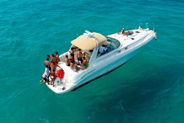 Miami Beach : Location d'un yacht privé avec capitaine et champagne