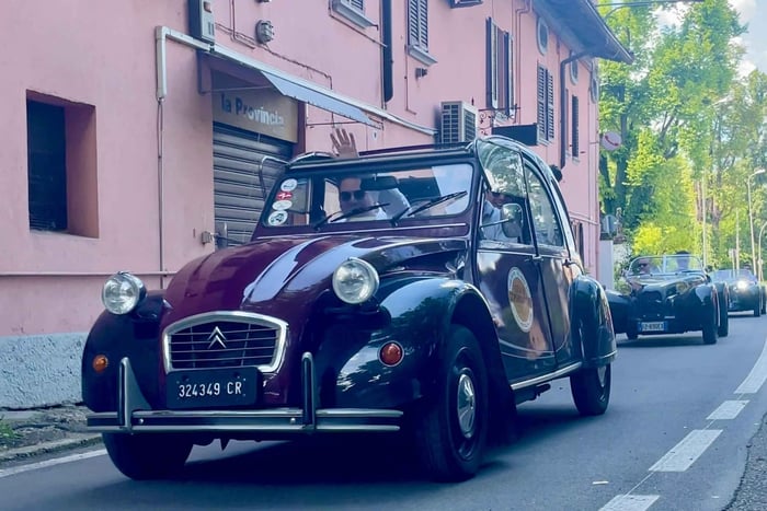 From Milan to Certosa of Pavia with a Classic car