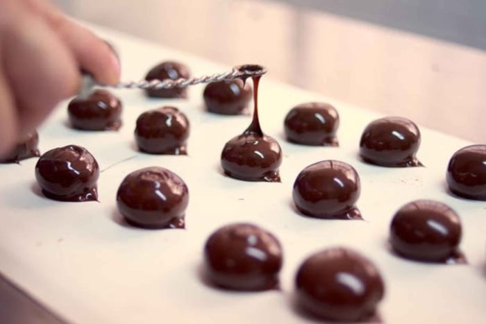 Historic Chocolate Atelier Tasting Experience in Milan