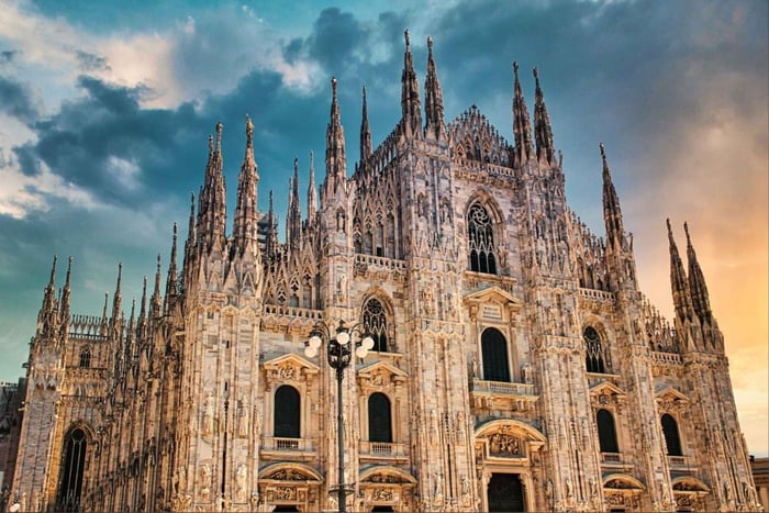Milan: Duomo Ticket incl. Terrace by Lift & Audio Tour